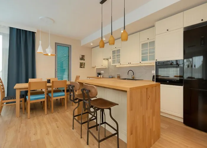 Sea&sky View Par La Apartment